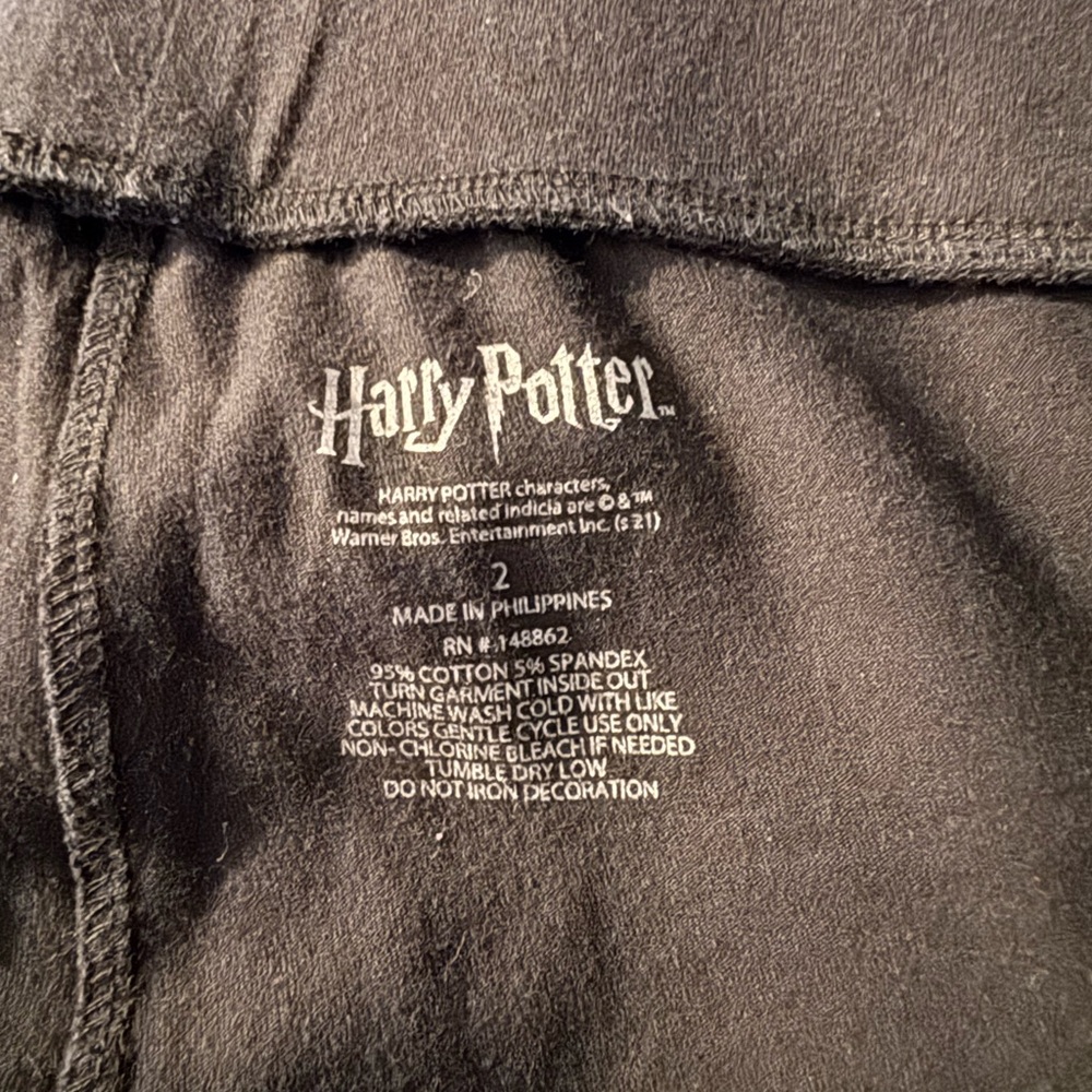 Torrid Harry Potter leggings - Picture 3 of 3